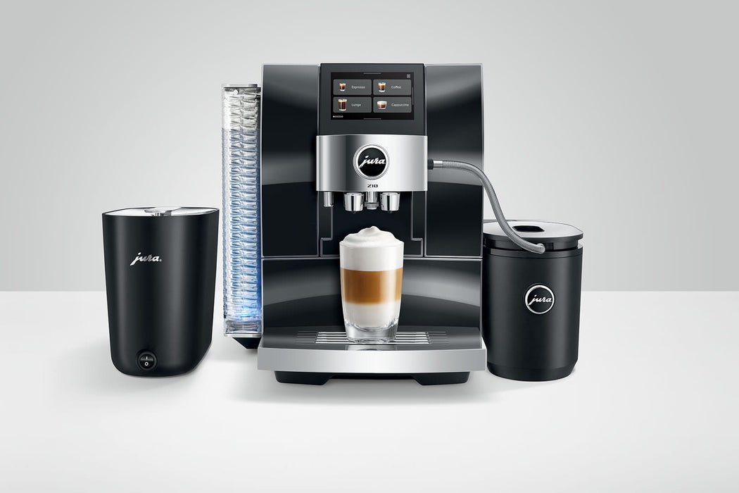 JURA Z10 Diamond Black premium volautomaat, vooraanzicht met touchscreen — fabrikantbeeld 31