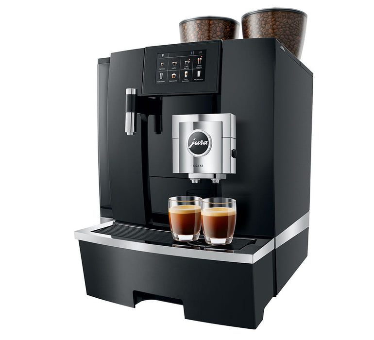 JURA GIGA X8 Aluminium professionele koffiemachine, vooraanzicht, fabrikantbeeld 7