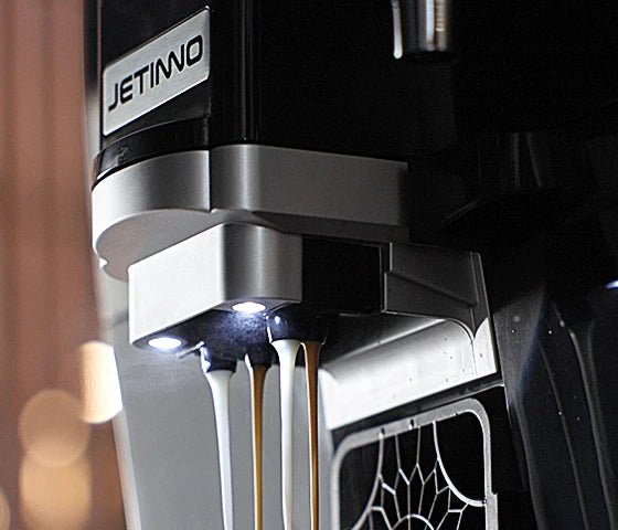 Jetinno JL32A commerciële koffiemachine met groot touchscreen, vooraanzicht, fabrikantbeeld 3