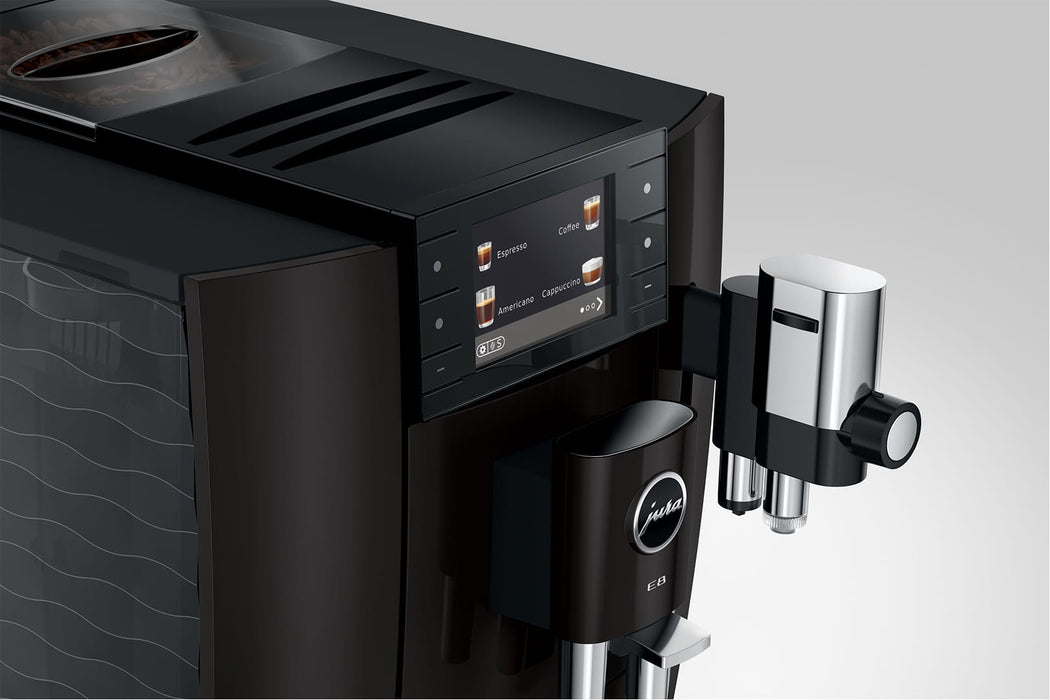 JURA E8 Piano Black volautomaat voor thuis, vooraanzicht met kleurenscherm, fabrikantbeeld 15