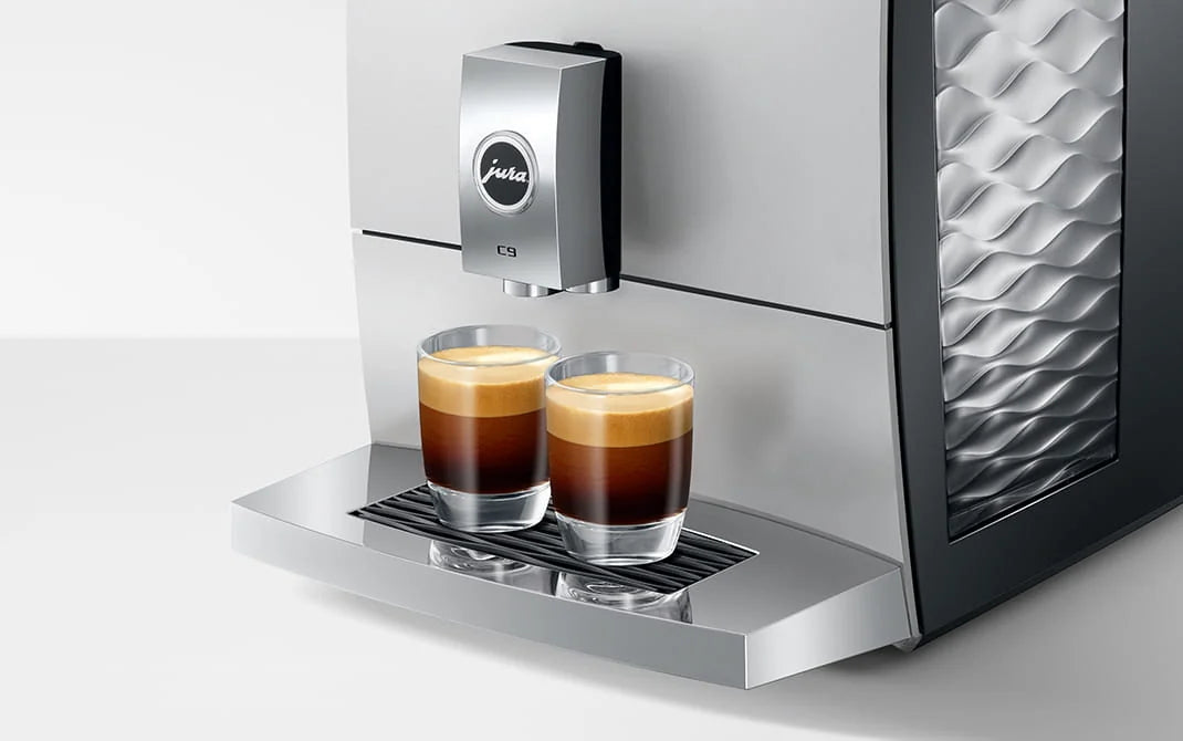 Twee espresso's tegelijk uit de JURA C9 Platina