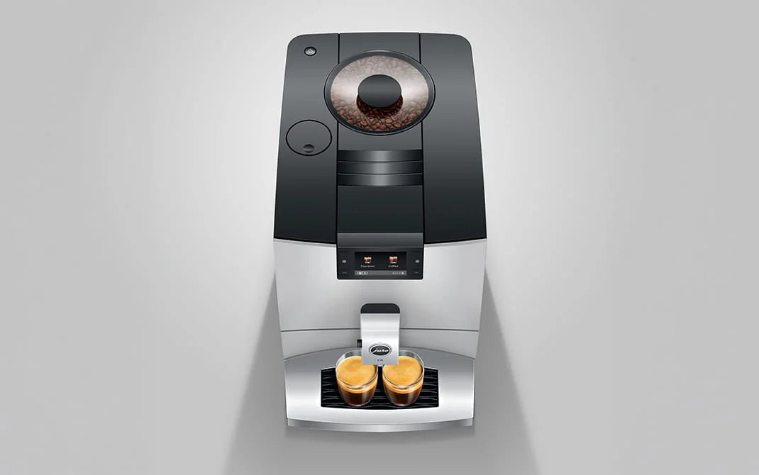 JURA C9 Platina van bovenaf met twee kopjes