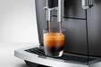 Espresso met crema uit de JURA E10