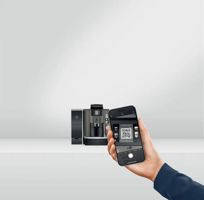JURA W8 Dark Inox espressomachine met smartphonebediening en QR-code scanner