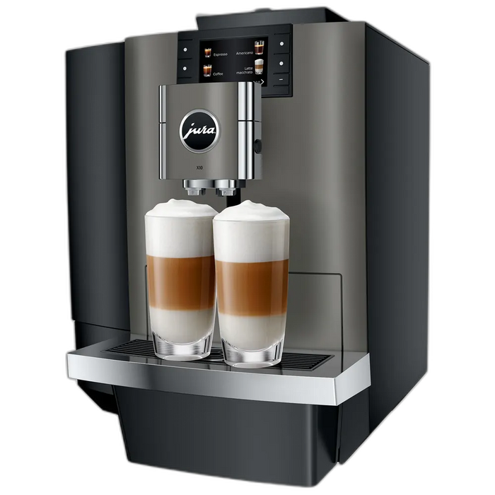 JURA X10 Dark Inox zakelijke koffiemachine met twee glazen latte macchiato op het dienblad